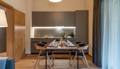 Superior One-Bedroom Apartment with Balcony