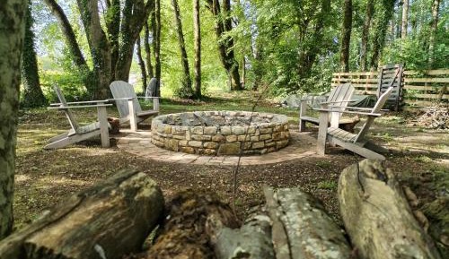 Apartment with Garden View