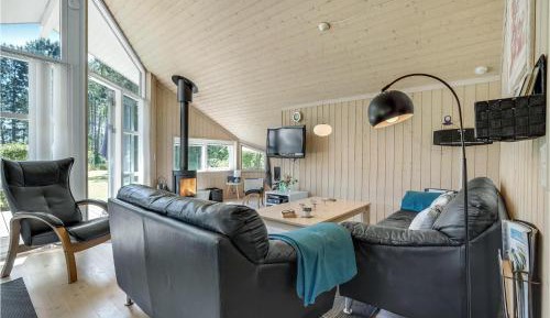 Three-Bedroom Vacation Home 