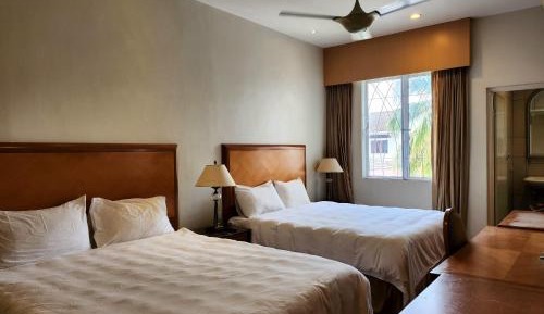 Deluxe Quadruple Room