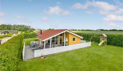 Three-Bedroom Vacation Home 