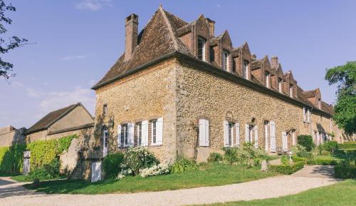 Eight-Bedroom House