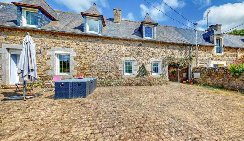 Three-Bedroom Vacation Home 
