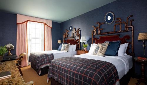 Graduate Queen Room with Two Queen Beds