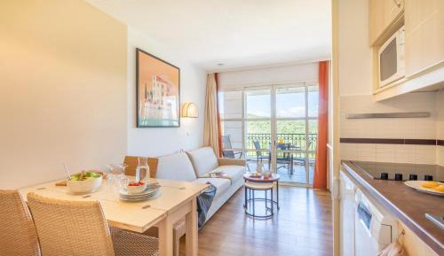 Superior Studio wit Sleeping Alcove, Air Conditioning and Terrace (4 People)