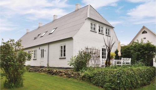 Three-Bedroom Vacation Home 