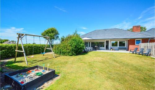 Three-Bedroom Vacation Home 