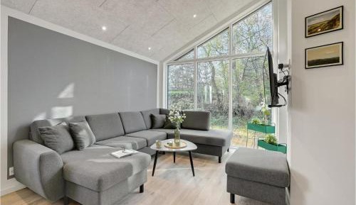 Three-Bedroom Vacation Home 