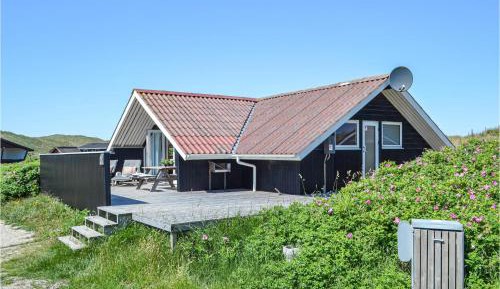 Two-Bedroom Holiday Home