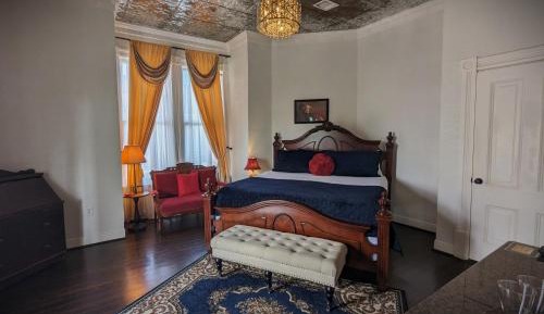 King Room with Balcony