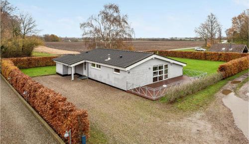 Three-Bedroom Vacation Home 