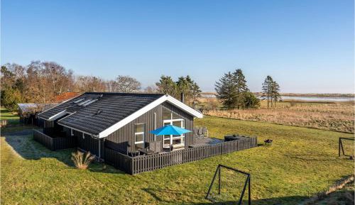 Three-Bedroom Vacation Home 