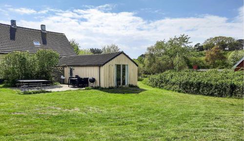 Three-Bedroom Vacation Home 