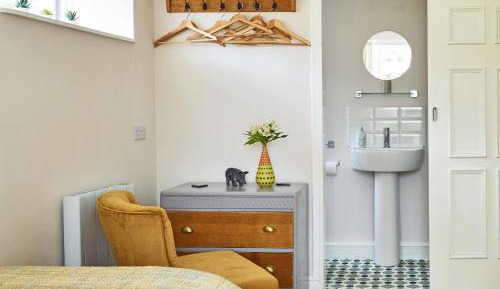 Superior Twin Room with Garden View