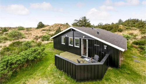 Three-Bedroom Vacation Home 