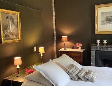 Deluxe Double Room with Shower