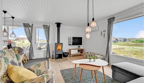 Three-Bedroom Vacation Home 