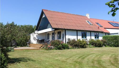 Three-Bedroom Vacation Home 