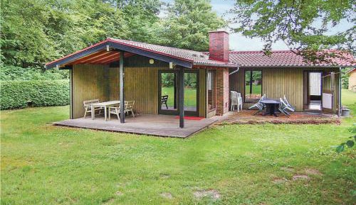 Three-Bedroom Vacation Home 