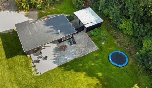 Three-Bedroom Vacation Home 