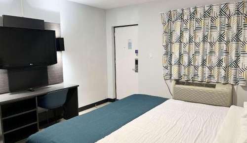 King Room - Non-Smoking