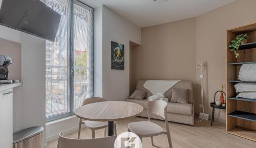 Studio Apartment