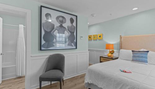 Deluxe Queen Room