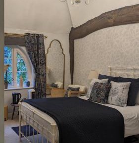 Double Room with External Private Bathroom