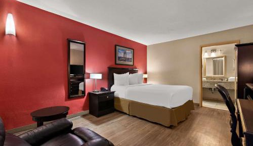 Standard Queen Room - Non Smoking