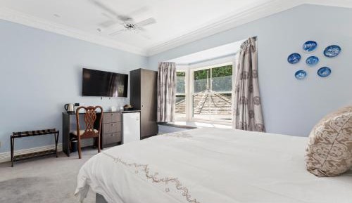 King Room with Garden View