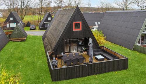 Three-Bedroom Vacation Home 