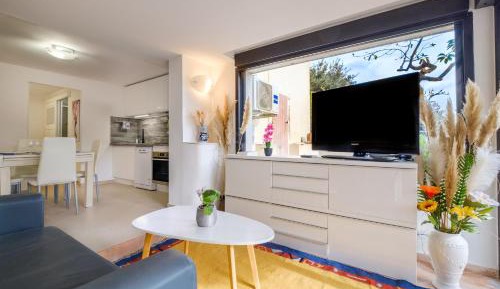 Two-Bedroom Superior Apartment