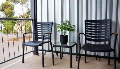 King Studio with Sofa Bed