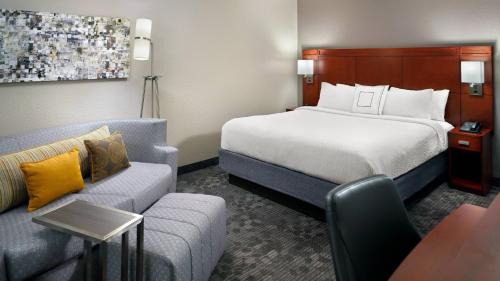King Room with Sofa Bed