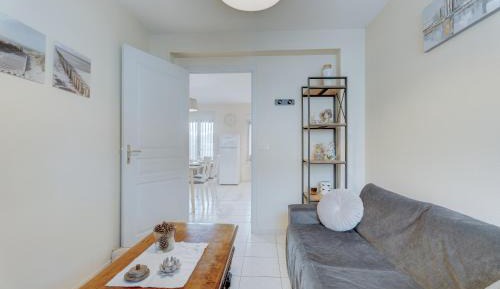 Apartment with Terrace