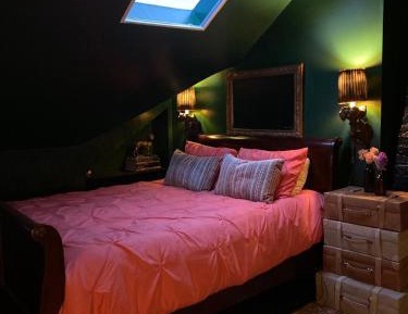 Triple Room with Shared Bathroom