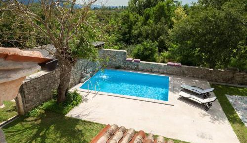 One-Bedroom Villa