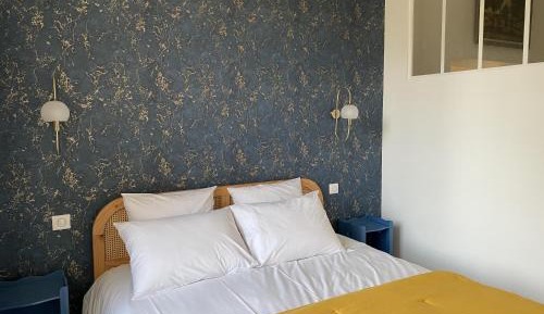 Cottage with Garden View