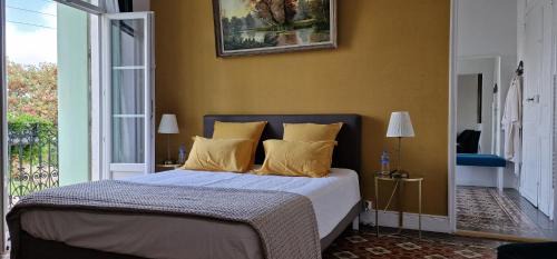 Queen Room with Balcony