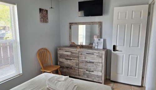 Standard Double Room with Shared Bathroom