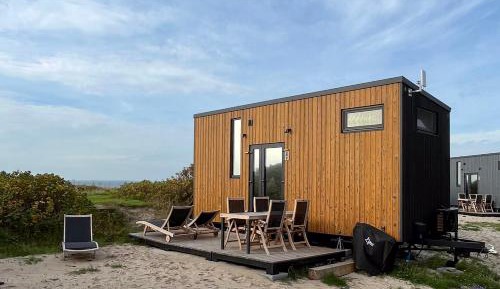 Mobile Home #05 - 1st Row