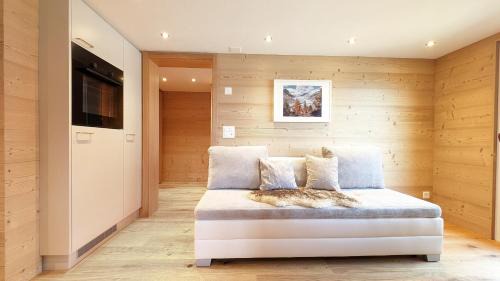 Apartment 2 Bedrooms with Mountain View
