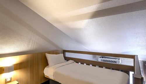 Classic Quadruple Room