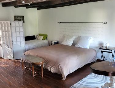 Comfort Triple Room with Shower