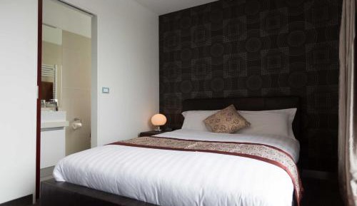 Queen Room with Balcony