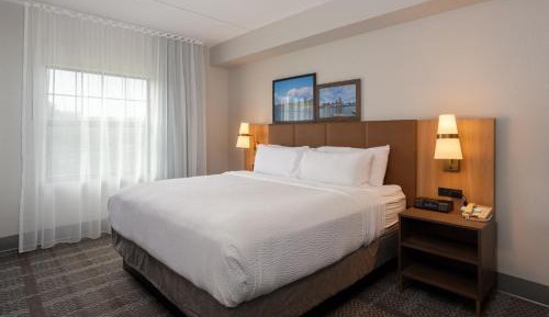 One-Bedroom Suite