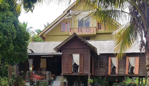 Deluxe Double Room with Shower