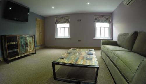 Double or Twin Room with Shared Bathroom Moel Findeg