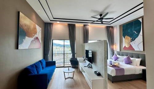 Deluxe Double Room with Balcony