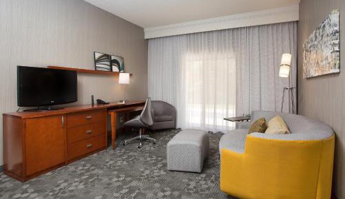 King Room with Sofa Bed